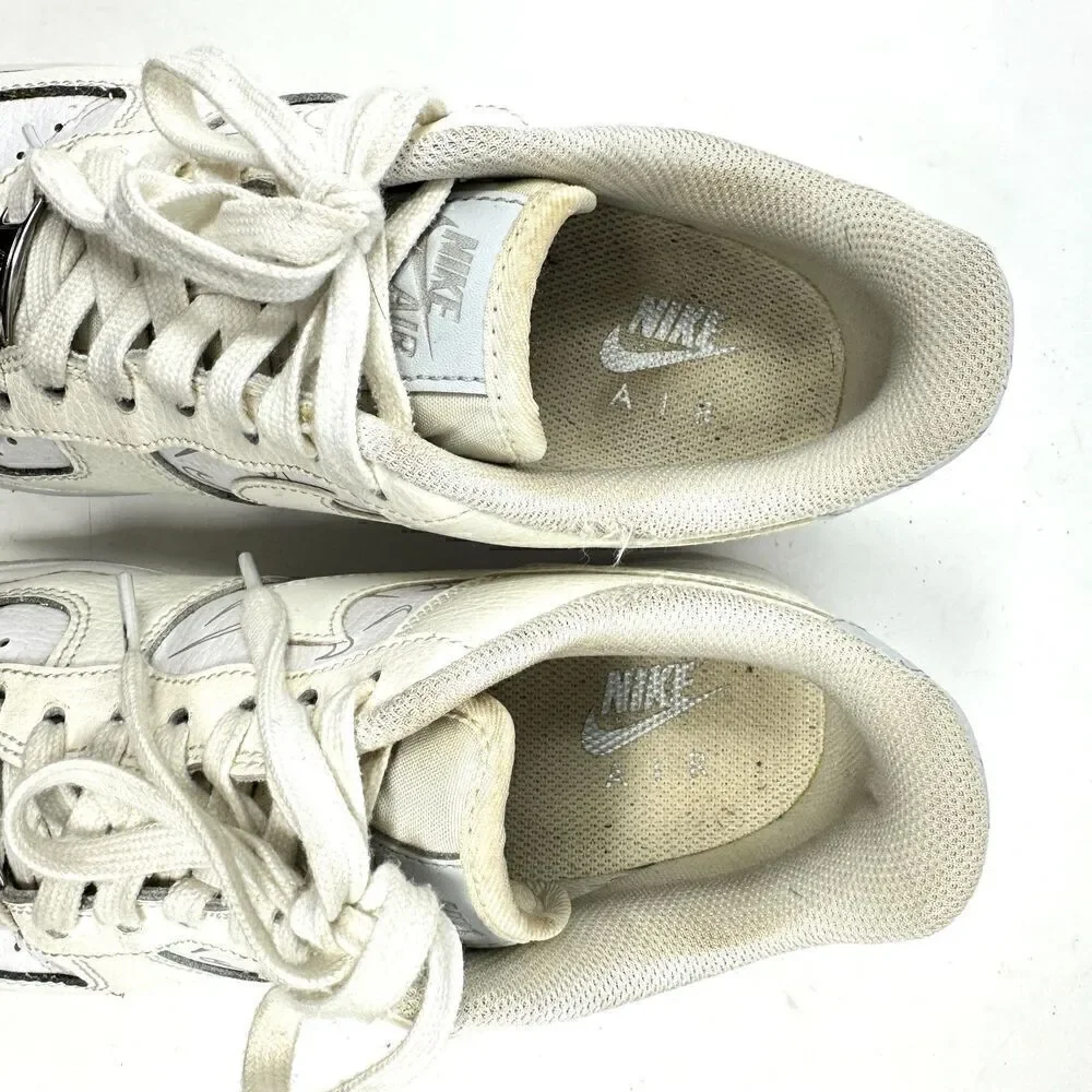 Nike size color